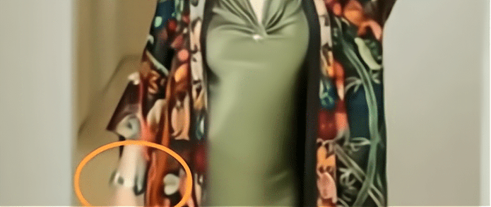 翡翠|《红楼梦》中的她,53岁仍肤白貌美,满身天价翡翠真不凡!