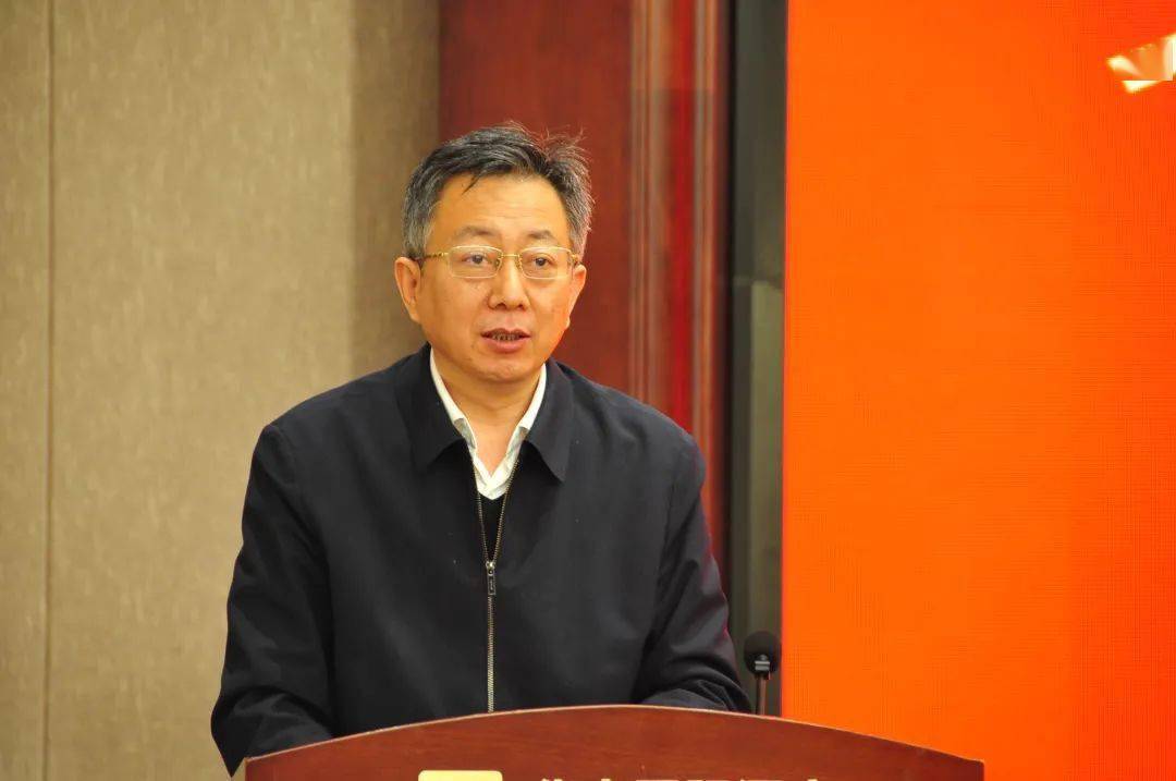 数字经济副省长胡启生应邀出席河北省数字经济联合会第一届理事会第二