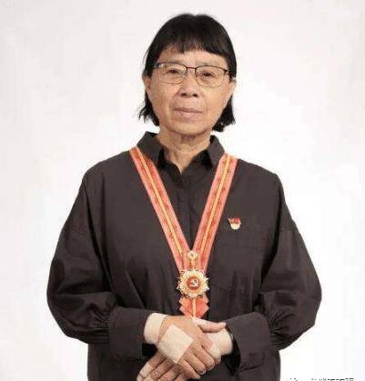 张桂梅的评价100字 5166eeafd6c84baa898c3be5268747aa.jpeg