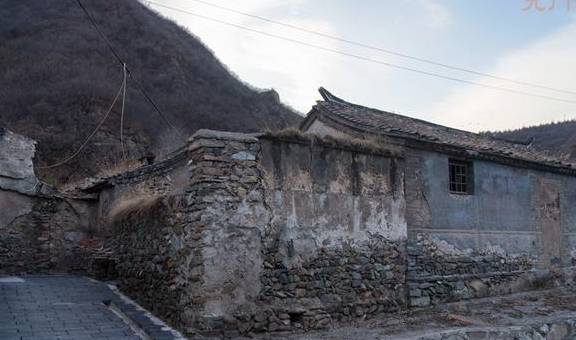 门头沟区的一个小山村，韭园村