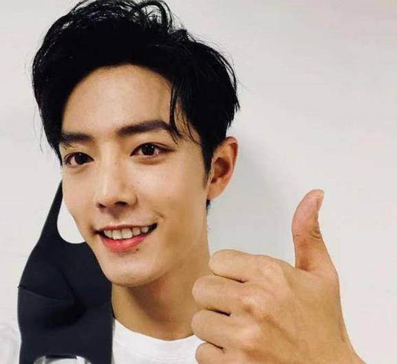 宋轶娛樂圈靠“手”就能“出道”的男明星，選對護手霜挺重要的
