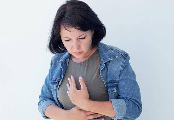 更年期女性30岁后,有这6个症状,说明衰老已悄悄找上你,需注意保养了