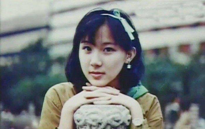 青春女星少女时期惊艳照：陈德容15岁张柏芝16岁徐若瑄18岁惊为天人