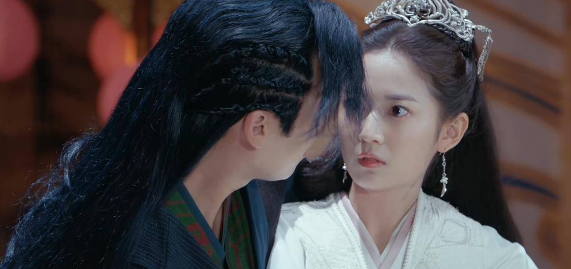 塑料|《镜双城》乱加情感线!编剧杜撰朱颜、时影后人被情所困