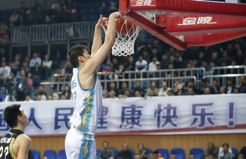 2021cba总决赛第三场几点开始（广东队徐昕身高）