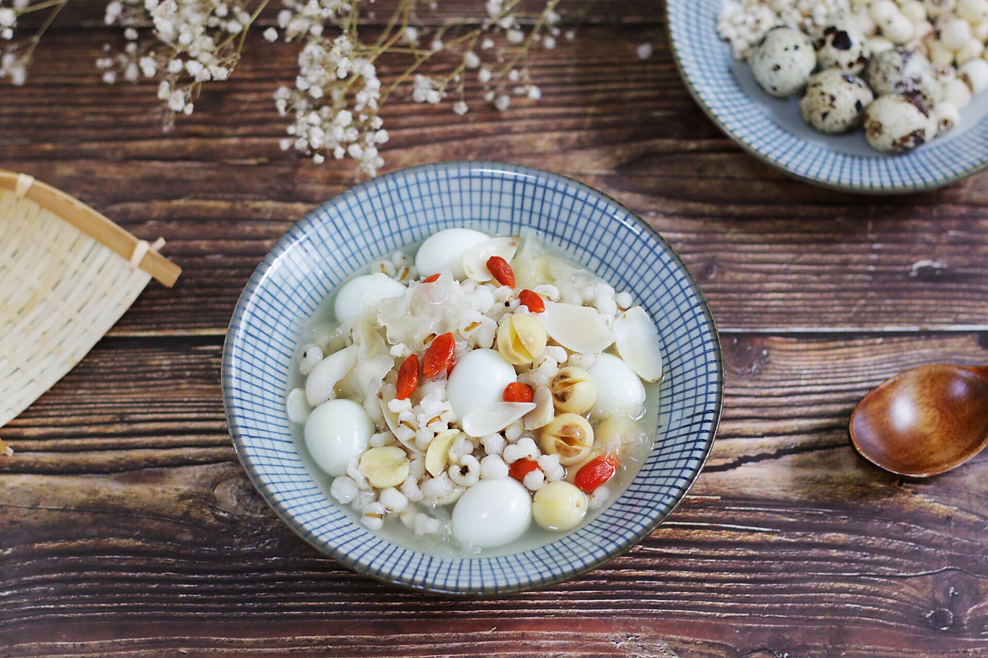 原创一碗五果甜汤清润滋补全家老少都能喝养生还美颜