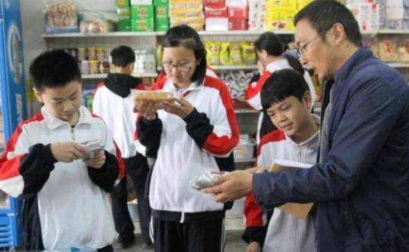 食品|教育部通知，中小学校园内这一设施将被取消，学生一时间无法接受