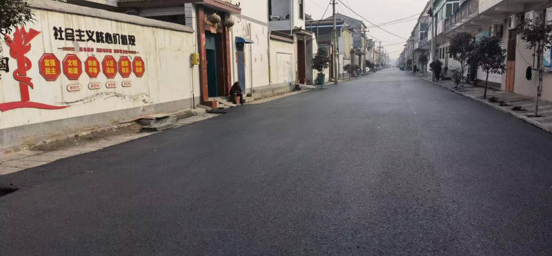 博爱县许良镇大新庄村: 道路"白改黑",擦亮人居环境"新底色"_整治