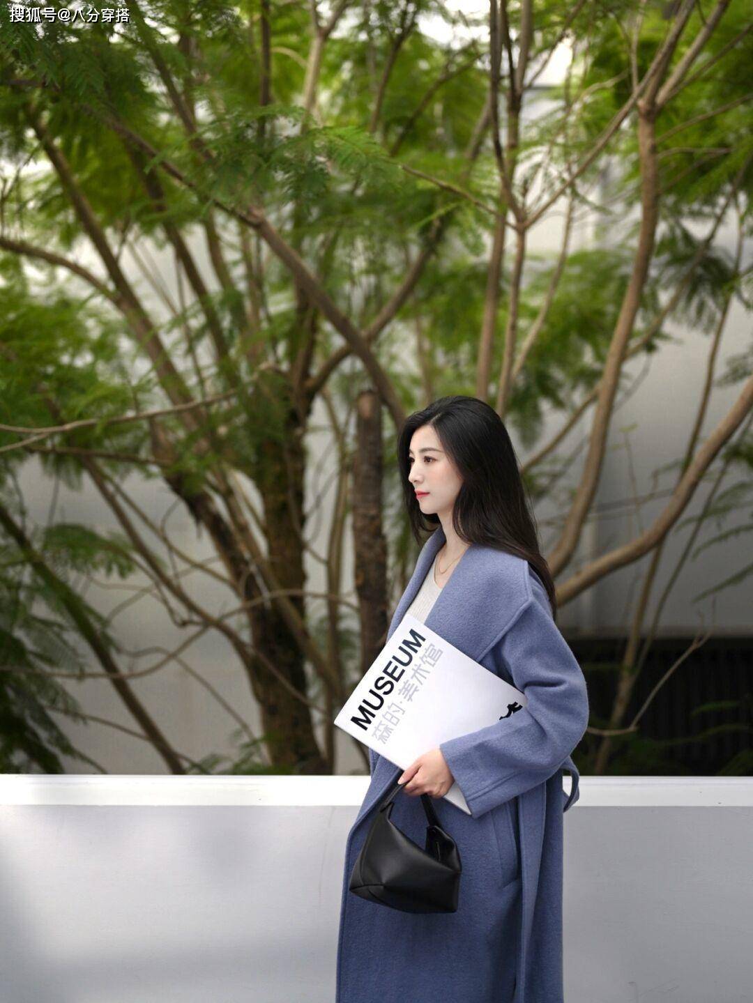 颜色 冬季穿衣想要打破沉闷感？学学这些大衣搭配，温柔显白又不挑人