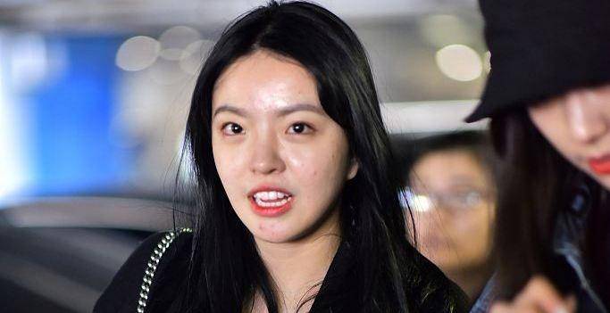 家长王中磊女儿晒自拍，撞脸王祖贤超惊艳！网友：整容了？变化太大了