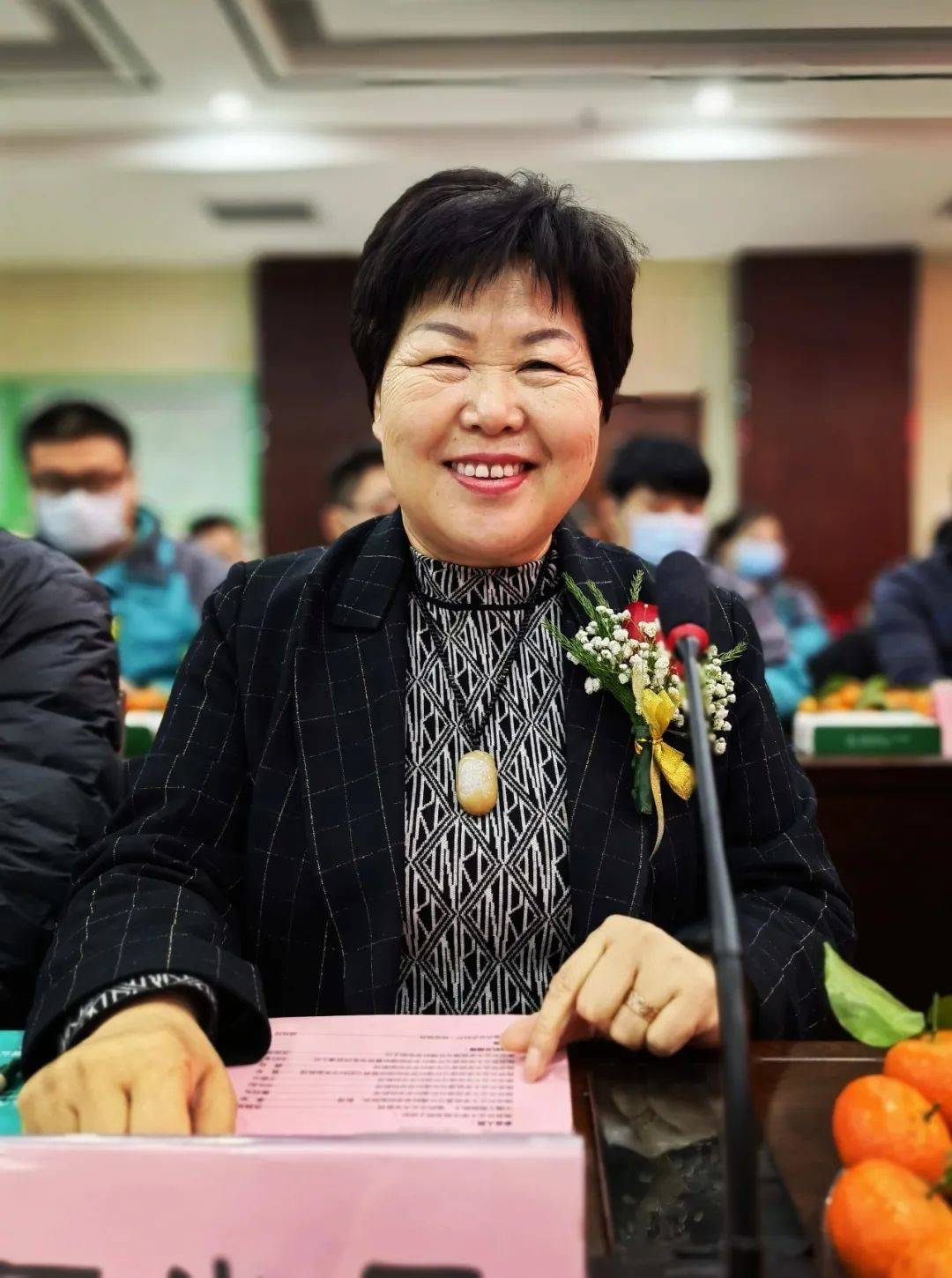 根力多股份与南京农业大学沈其荣院士团队签约院士重点合作单位