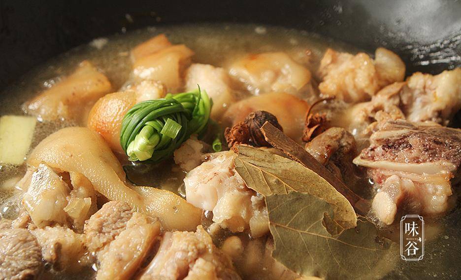 猪脚怎么煲汤不腻 74d81b1b57e54cf18ec26c4f71ba16bc.jpeg