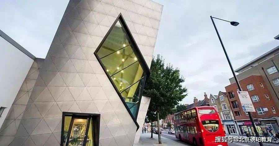 英国传媒专业名校推荐_英国传媒专业申请条件_英国传媒专业大学排名