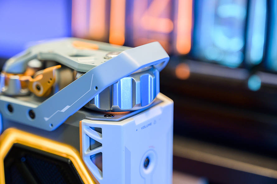 魅族白金独角兽赛博音箱评测：颜值出众 音质优秀