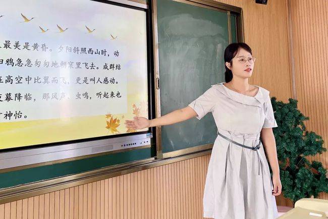 09张劲松副区长一行看望全运会青年女排冠军吴梦洁暨南通市通州区川港