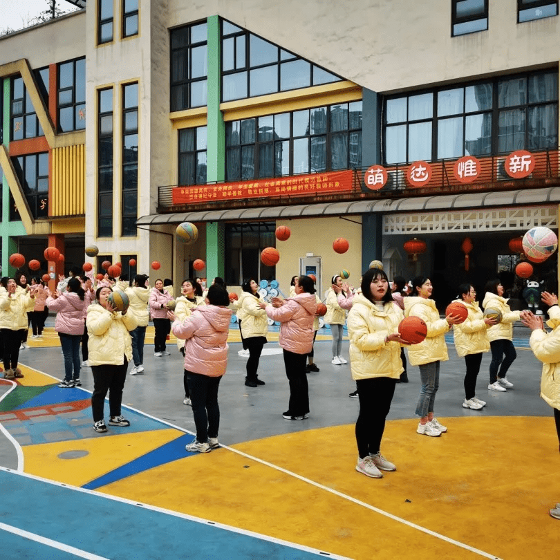 寒假前 东幼教师在忙啥—重庆市江津区东城幼儿园