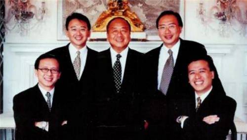 他煲汤忘关火 意外熬出1种黑色汤汁 132年后给子孙带来千亿财富 李锦裳 李锦记 蚝油