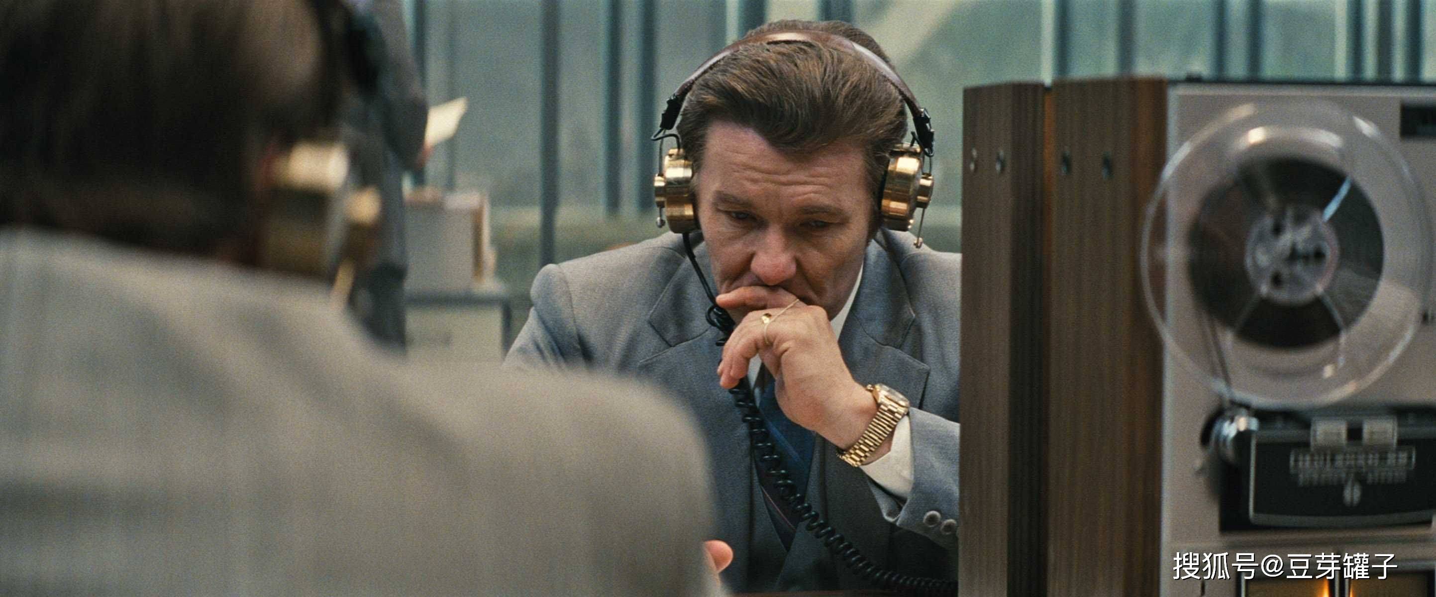 事件|黑色弥撒：极具吸引力的黑帮电影，德普演绎令人战栗的黑帮霸主