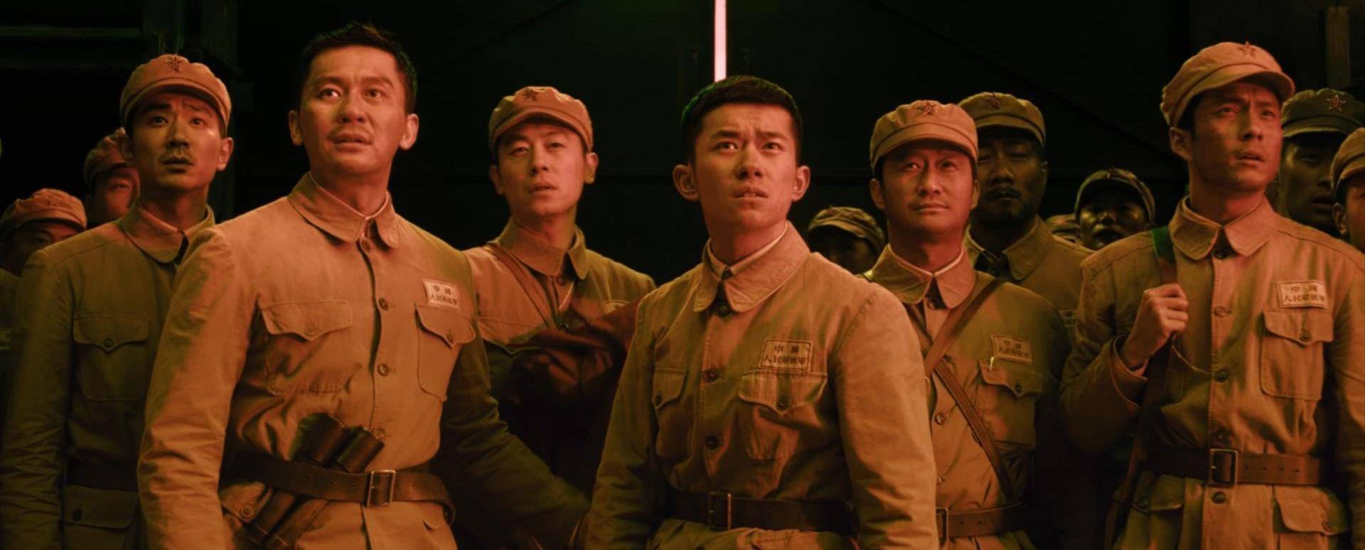 角色|《长津湖》看得人热血沸腾，除7大明星主演外，10位配角也很精彩