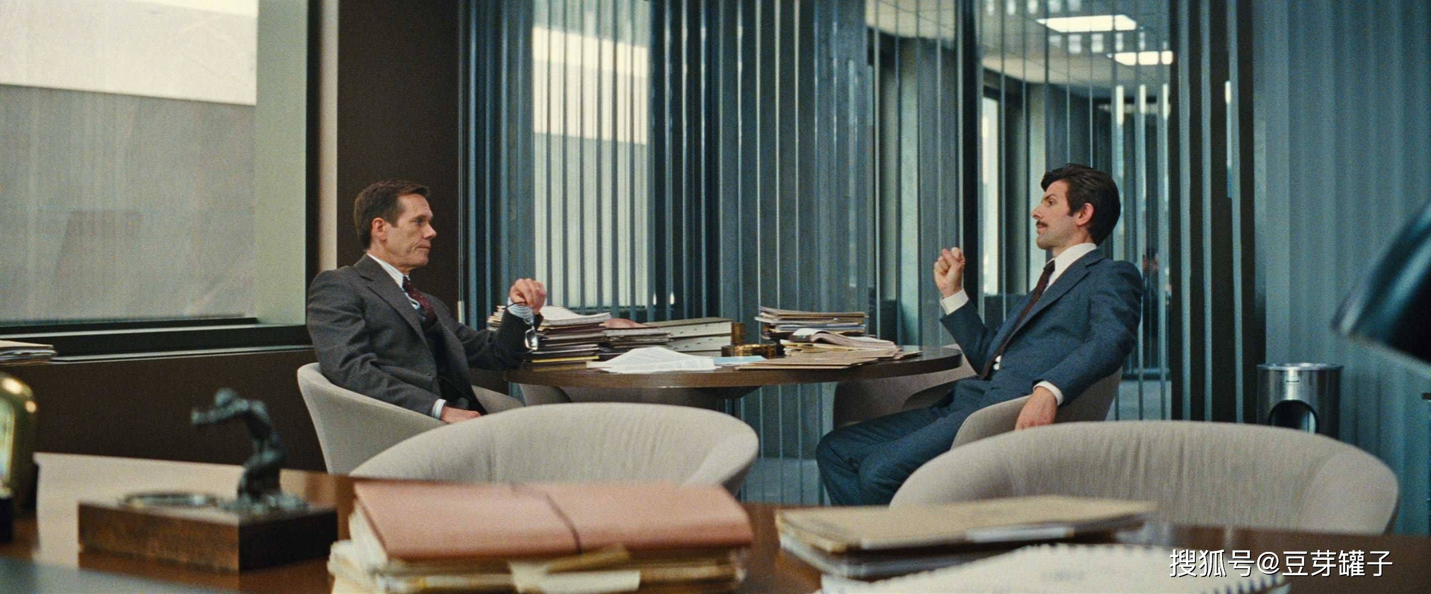 事件|黑色弥撒：极具吸引力的黑帮电影，德普演绎令人战栗的黑帮霸主