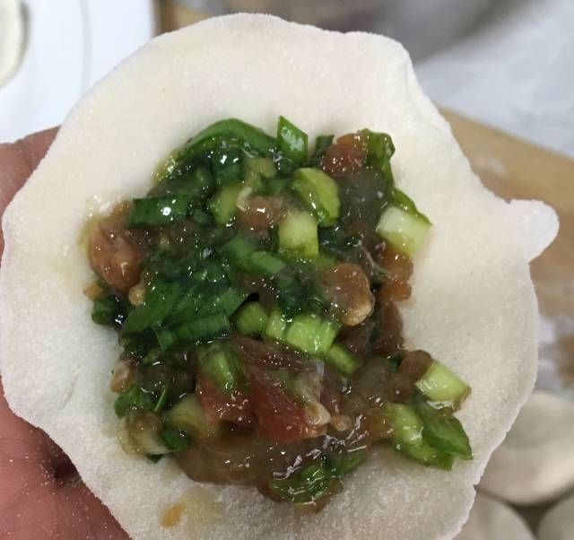 虾饺皮怎么薄而不破 2361db92f37448989d59832d024bd190.jpeg