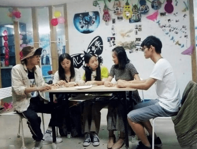 大学生怎么找线上辅导员 374ffc19d3584b4c85dbdf5c7863a34f.png