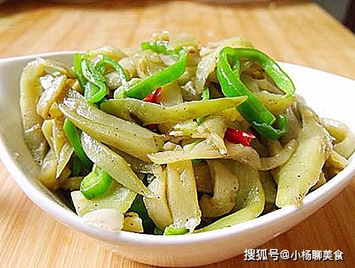 青椒切丝怎么切得又快又好 422437c6e498461587f21ff3d2fac9cb.jpeg