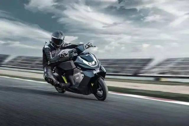 春风摩托车图片和报价 567f06e30d8d414b91e97cf4680d7c73.jpeg