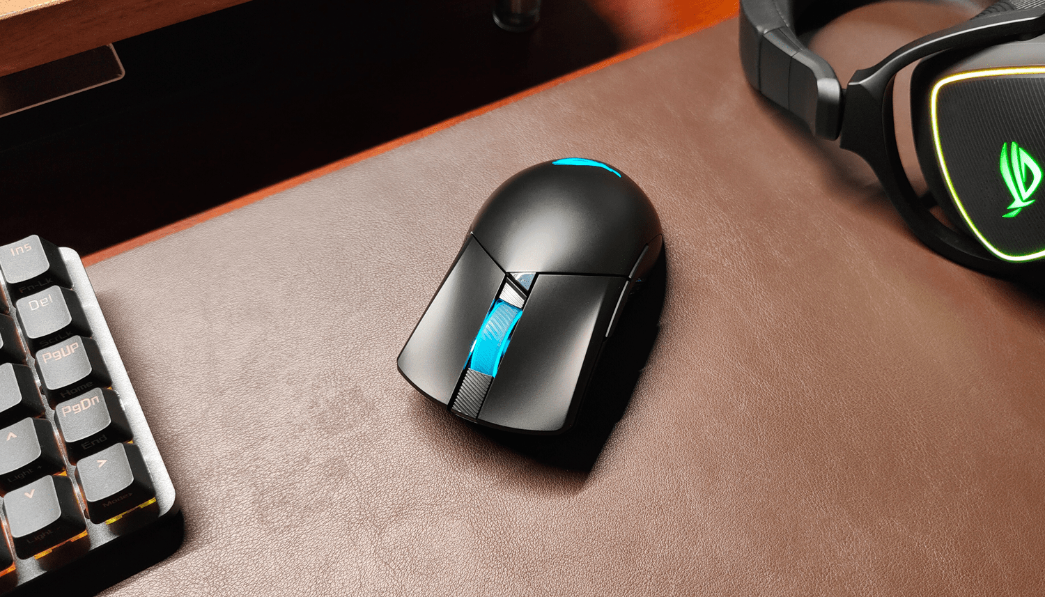 什么叫2.4g鼠标 8b4681ee14f24e0389eb654e7efd2768.png