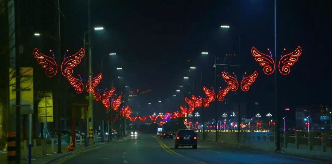 年味|兴县：流光溢彩年味浓 小城夜景美如画