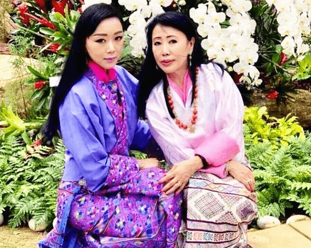 文化 被称为“雪莲之花”的不丹二公主，坚守爱情，穿出本色——索南