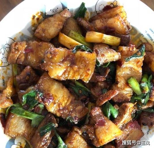 下锅|做回锅肉时，很多人省略了这一步，直接下锅，难怪肉不嫩还有腥味