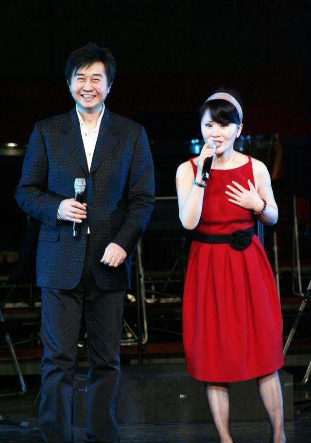 原创韦唯我曾是亚洲歌坛天后与病魔抗争8年后药物把我变成这样