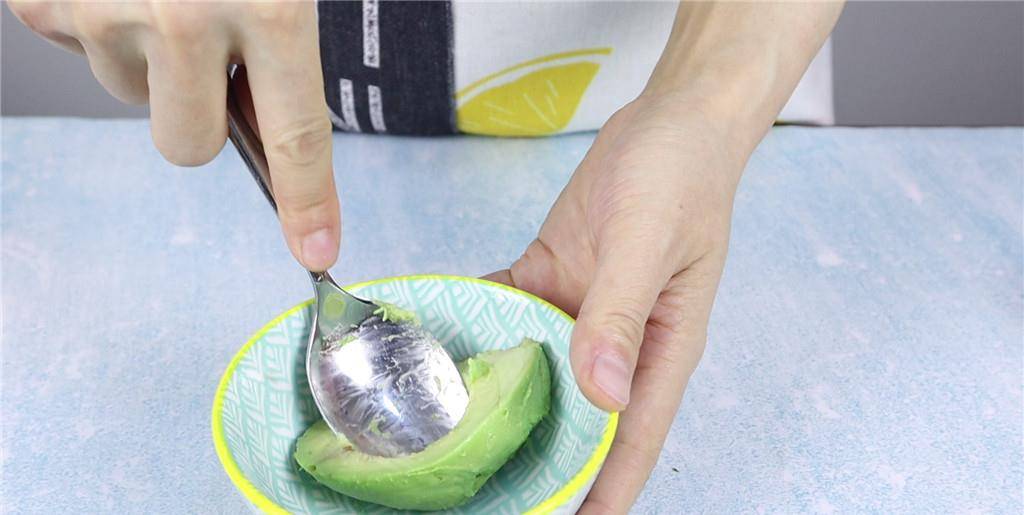 兄弟|早餐中国|夏季快手早餐,小郭的这道水果吐司卷你值得拥有!