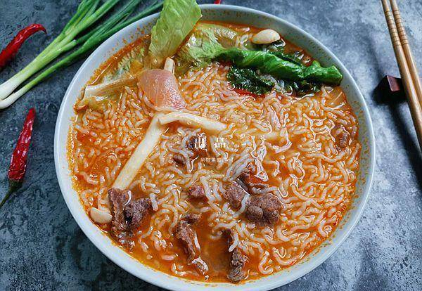 做法|这早餐，全家都爱吃，鲜美爽口，食材丰富，一碗下肚，幸福满满