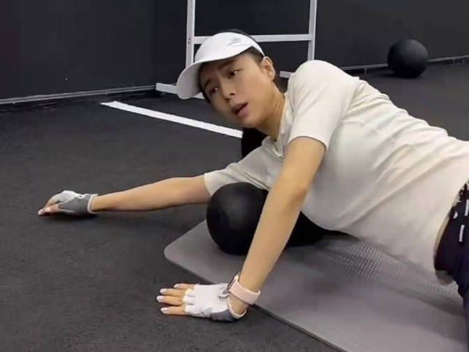 健身照片怎么拍清晰 9c3b42ca9c534ea58ae0cf9d5efbf6d1.jpeg