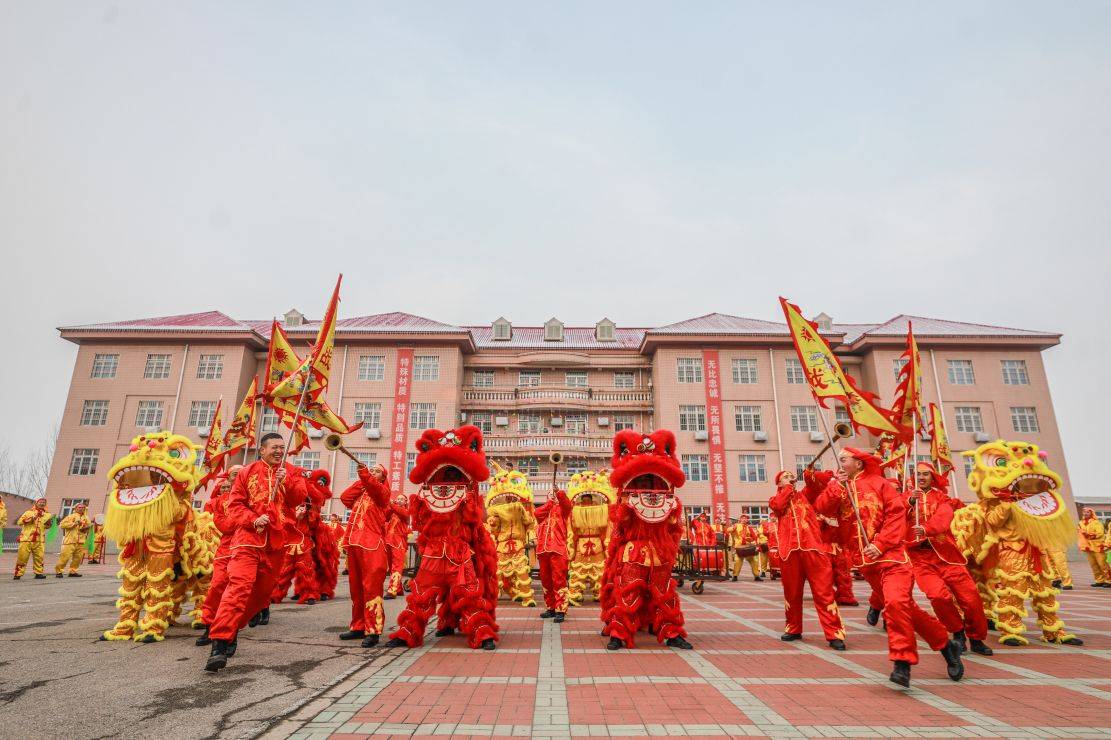 年味|激越鼓点扬豪情 步履铿锵贺新春