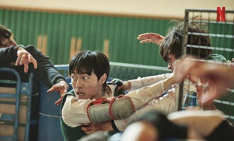 原创19禁漫改剧僵尸校园血腥爆表又泪点满满6大看点一拳公开