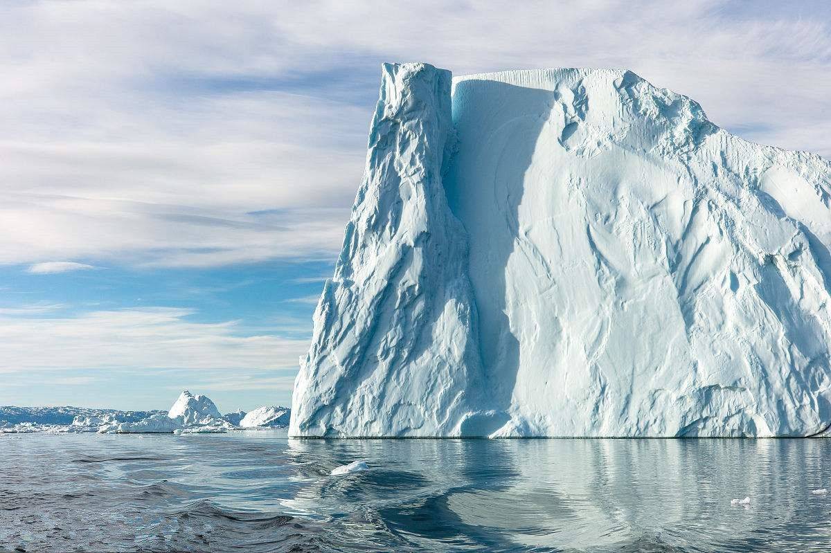 原创巨型冰山阻止了科学家对末日冰川的研究
