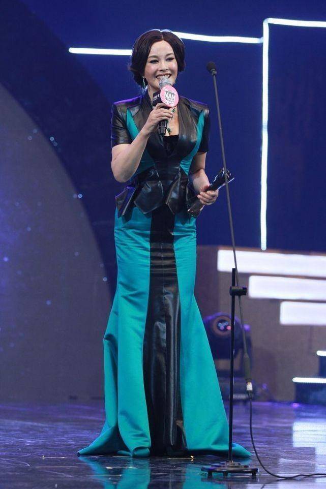 各个年龄段的刘晓庆 3d5a6d5908f24660877d774dc12cfbf6.jpeg