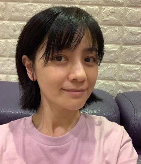 类节目,因为这对主持人的业务功底要求颇高,后来胡克觉得自己不能胜任