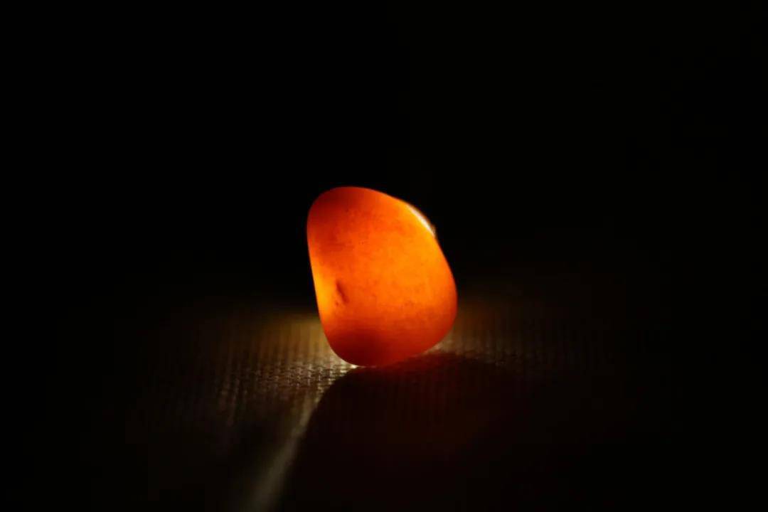 探一探和田玉中的红玉愿新年红运当头