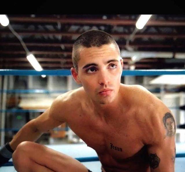 Corazon|他真的很帅,长在了我的审美上