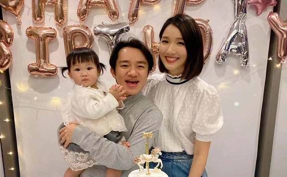 吴昕家進入樂會縣中原鎮紅廟高等小學讀書