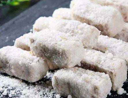糖霜芋头的家常做法,做法简单,吃起来酥糯香甜_糖浆_炸熟_口味