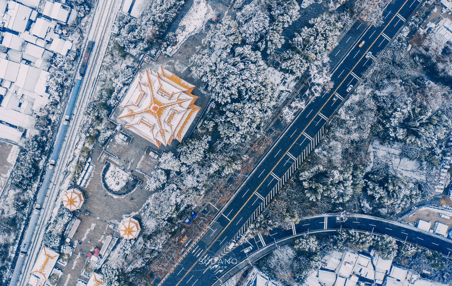 天下|武汉一场雪，千古画卷惊艳全城：黄鹤楼不愧为“天下江山第一楼”