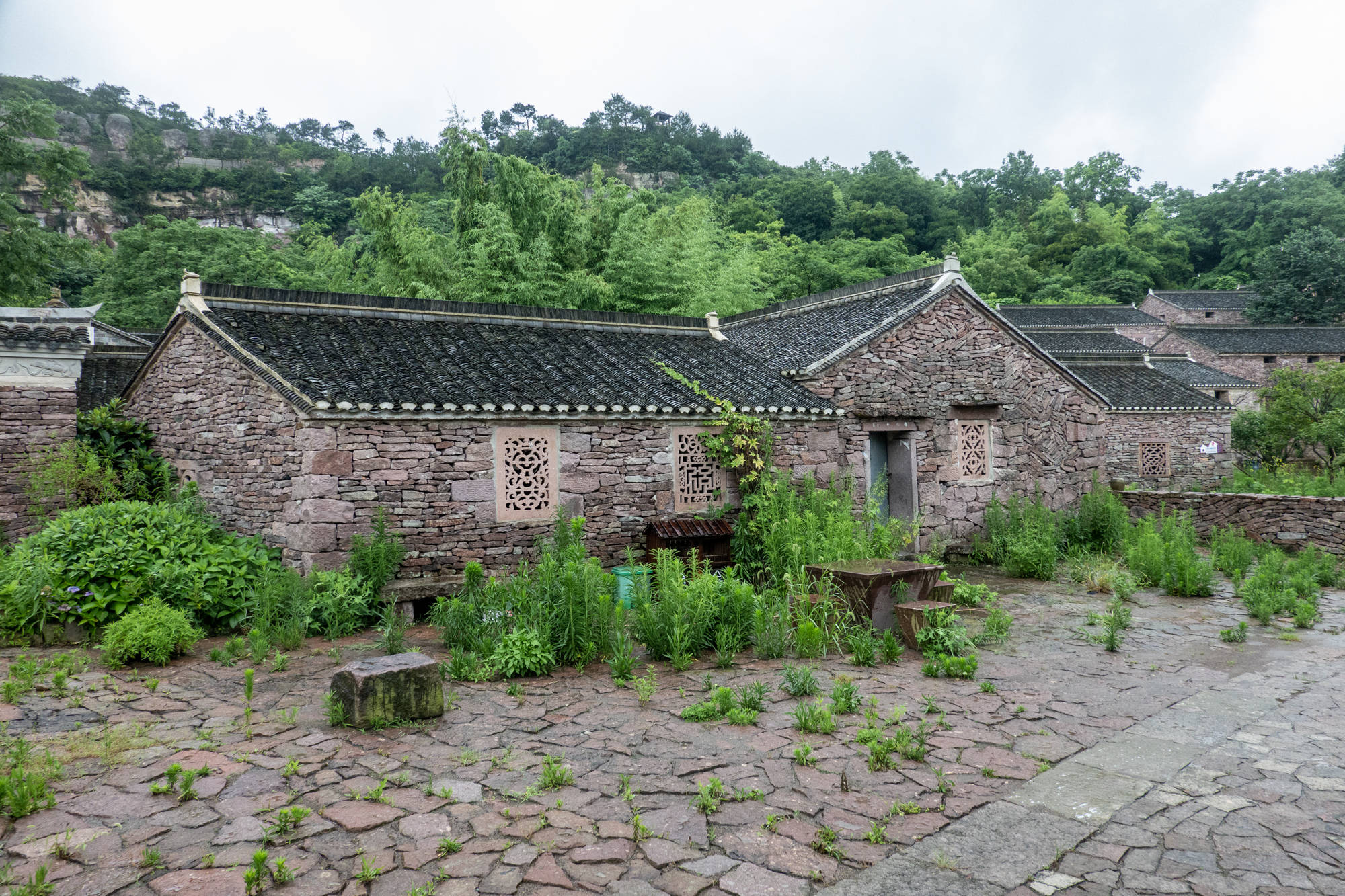 景区|浙江台州一海岛,洞中有洞景色奇特,犹如迷宫被称为“千洞之岛”