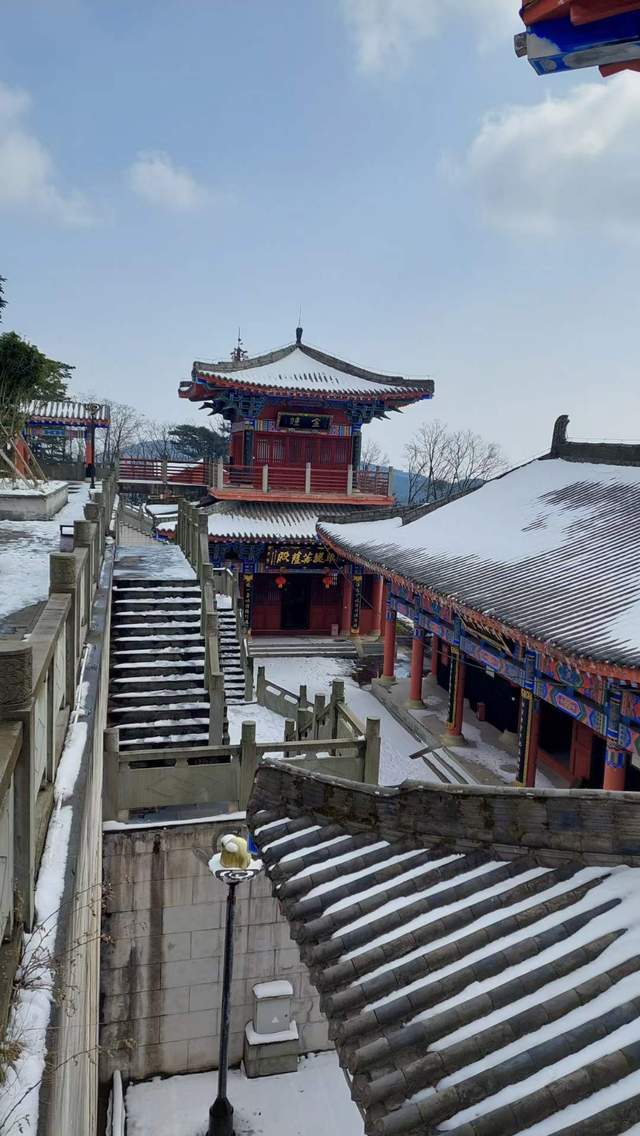 2022年春节,广元天曌山银装素裹,美极啦!_生活_旅游_元元