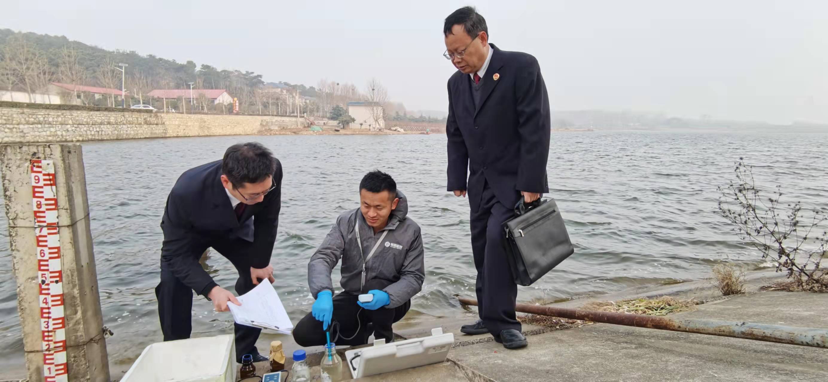 集中开展清四乱专项行动,系统推进河湖治理和生态修复,为人民群众