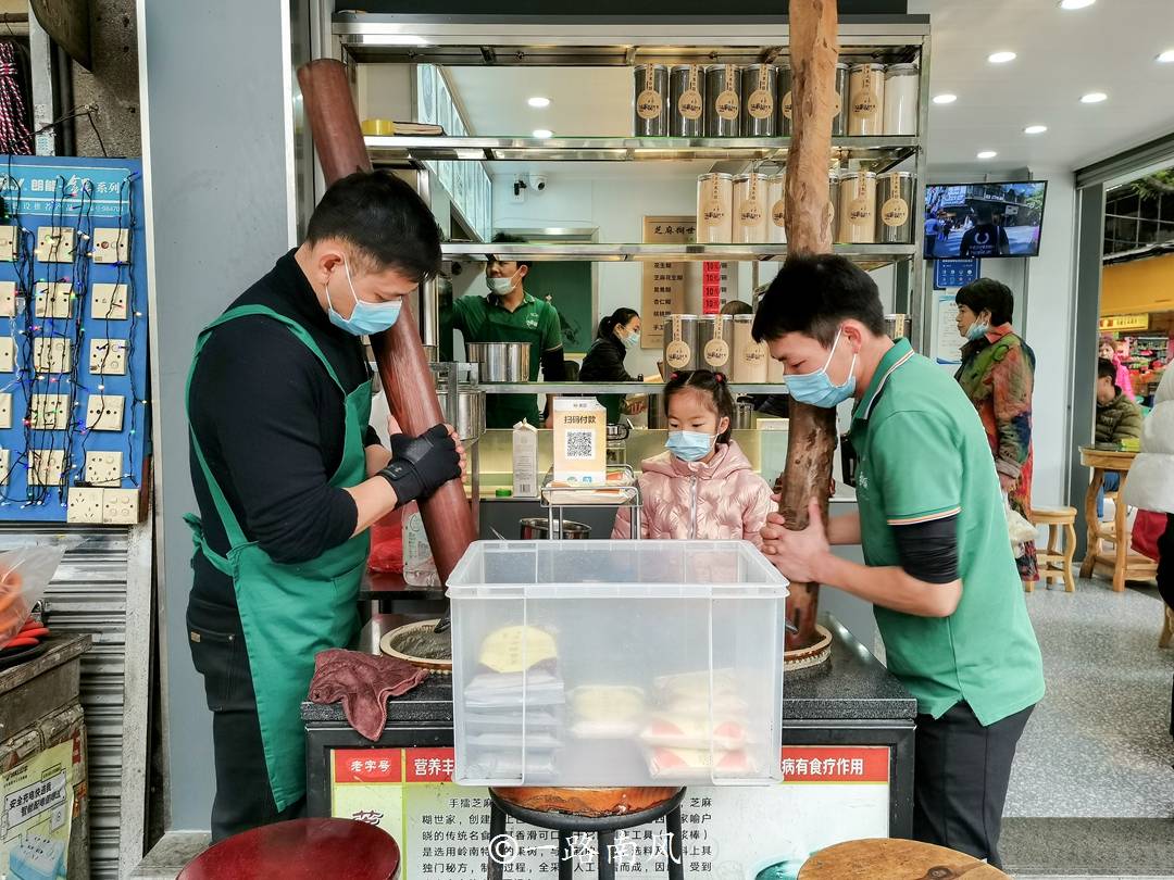 老广|广州老城区有条不起眼的马路，被老广奉为美食天堂，但几乎没有游客